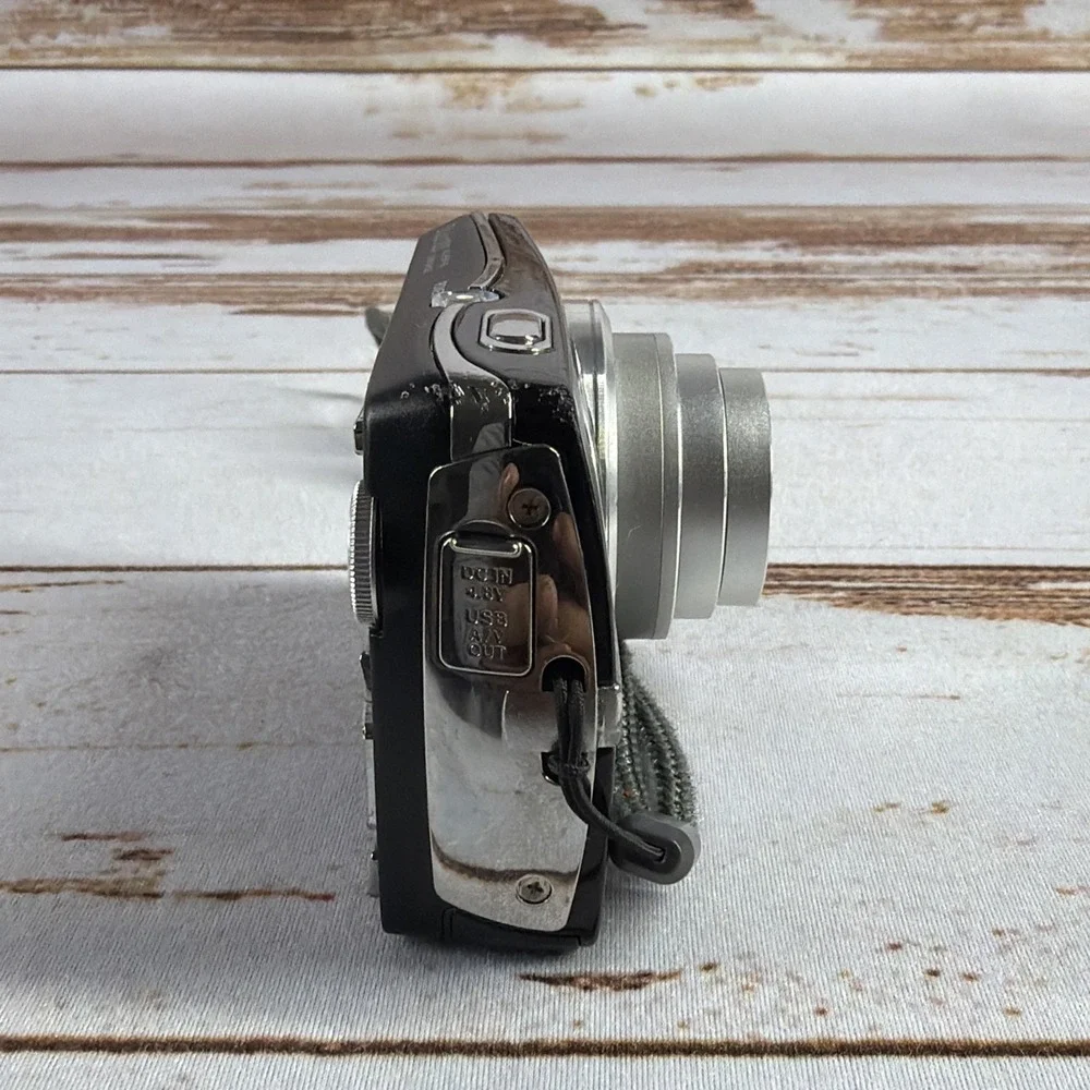 Olympus Stylus 820 8.0MP Compact Camera Black – Parts/Repair